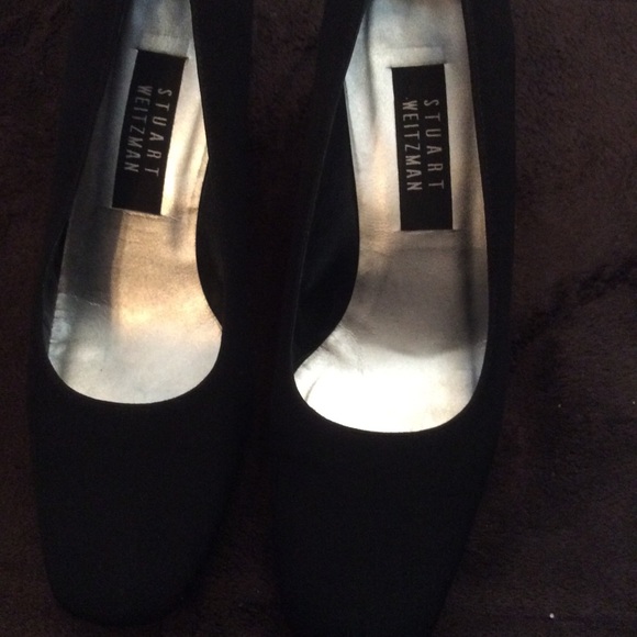 Shoes - Picture 2 of 3